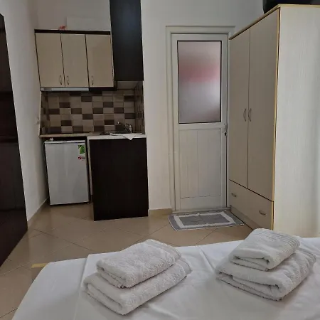 Eno Апартаменты Ксамил