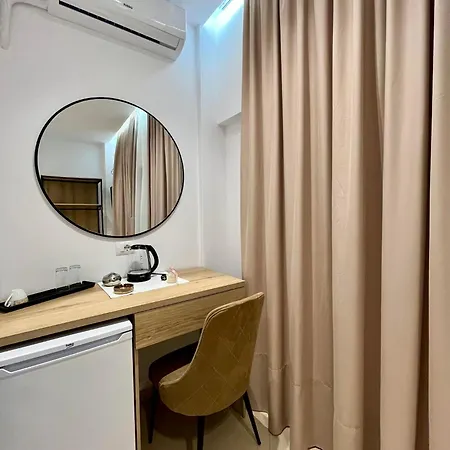 Апартаменты Eno Ксамил